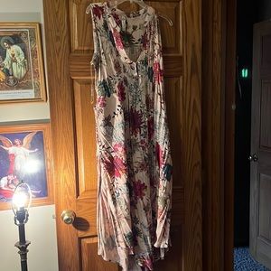 Sleeveless floral dress